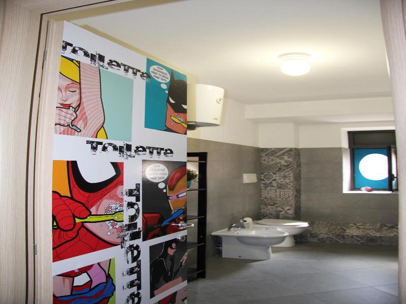 Urban Pop Hostel & BnB image