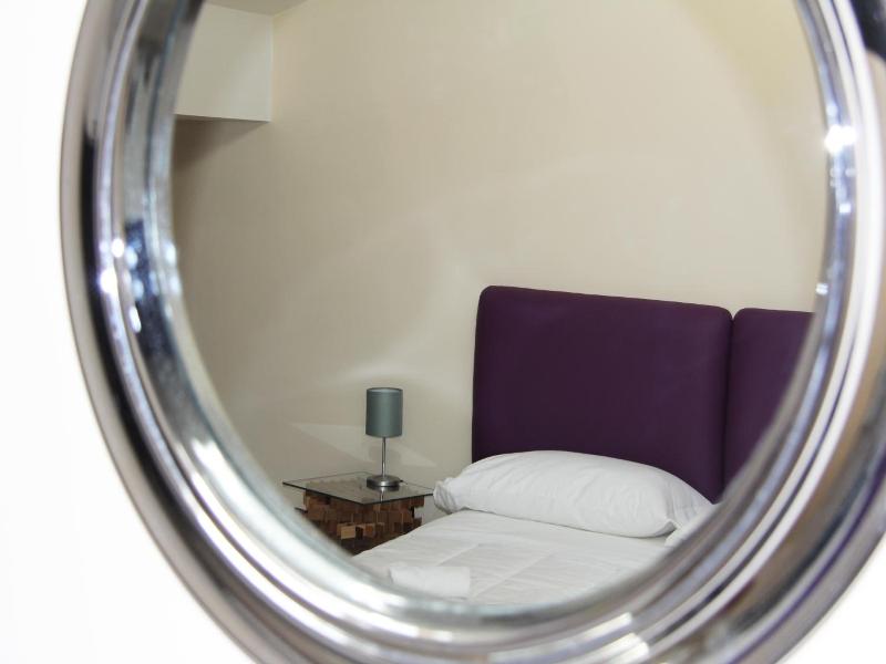 Urban Pop Hostel & BnB image