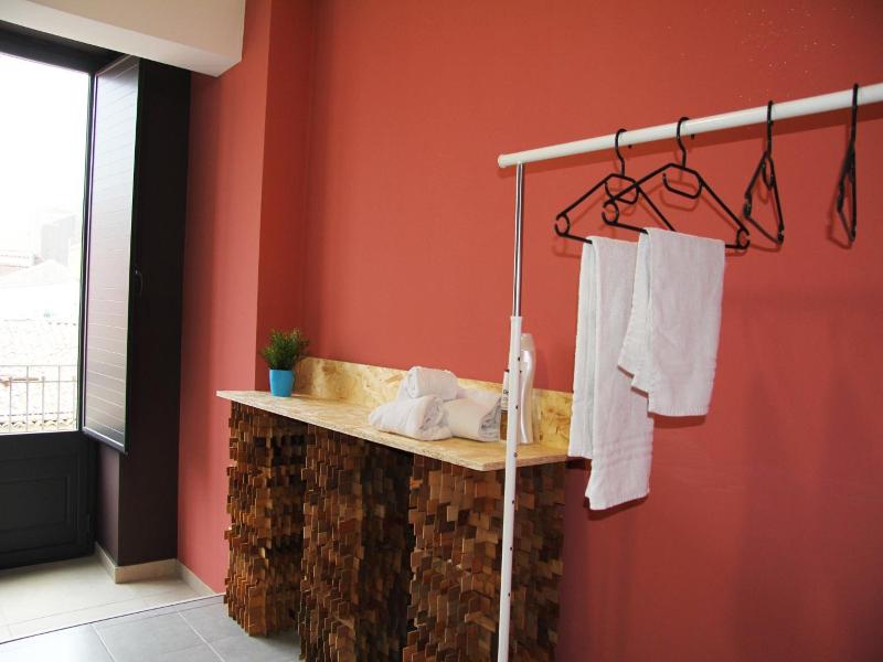 Urban Pop Hostel & BnB image