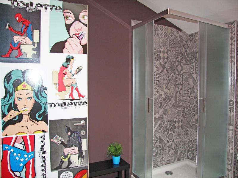 Urban Pop Hostel & BnB image