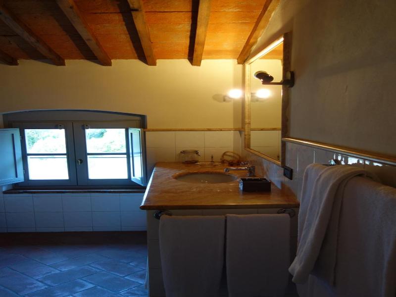 Bella Di Ceciliano image