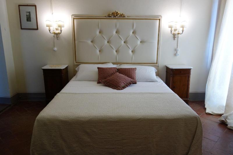 Bella Di Ceciliano image
