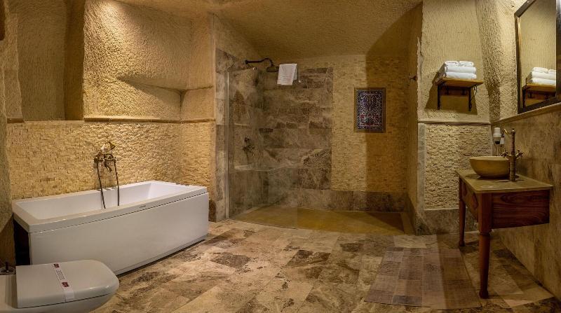 Seki Cave Cavusin image