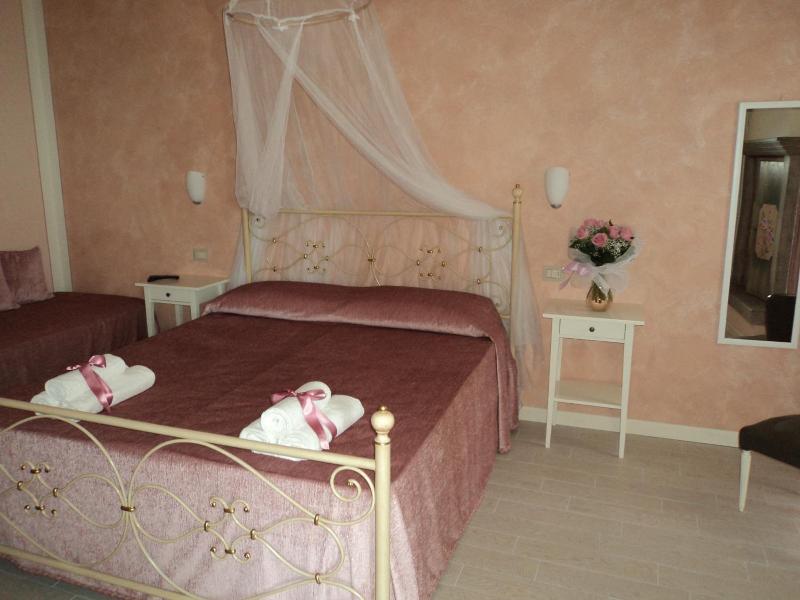 B&B Giardini Di Corte image