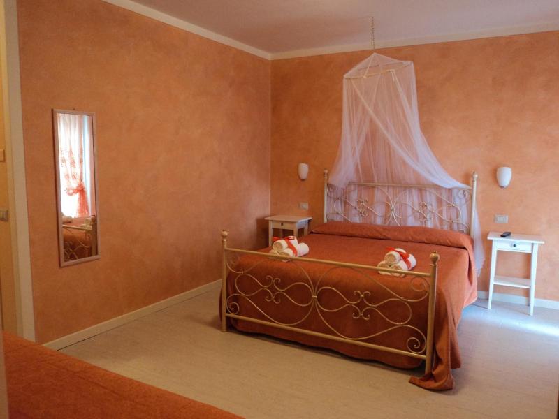 B&B Giardini Di Corte image