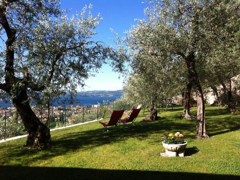 B&B Giardini Di Corte image