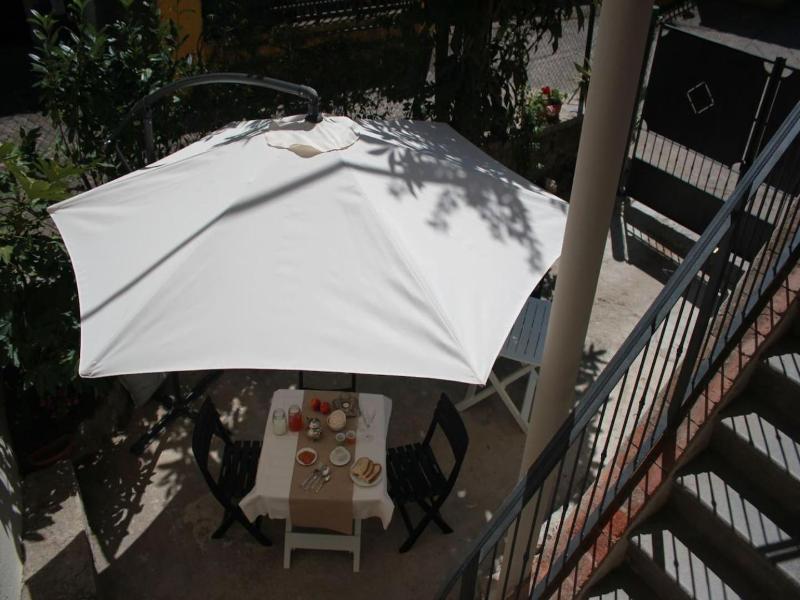 Casa Del Nespolo image