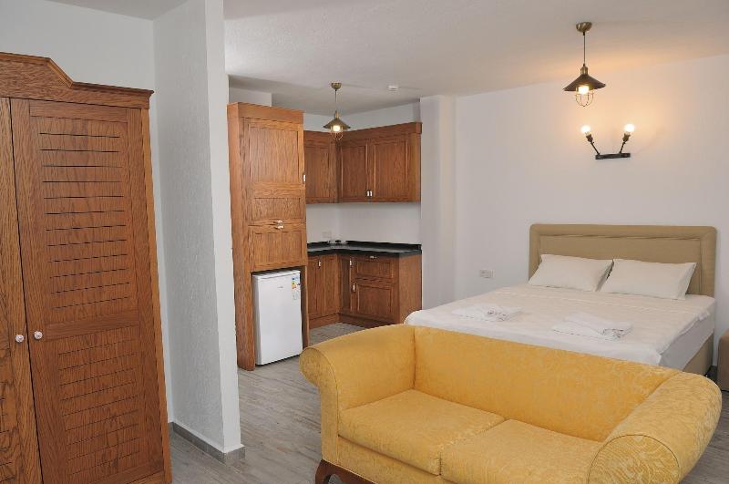 Brothers Cesme Boutique Hotel image