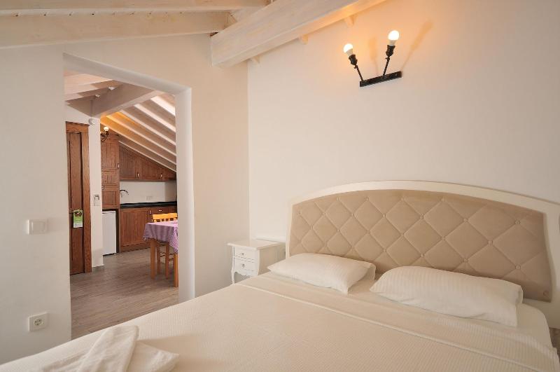 Brothers Cesme Boutique Hotel image