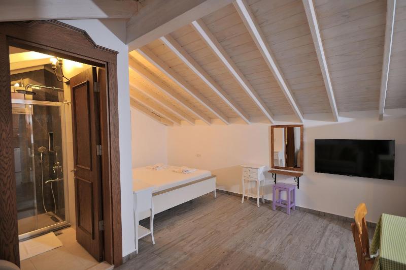 Brothers Cesme Boutique Hotel image