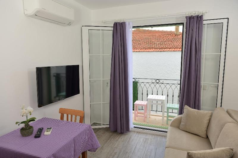 Brothers Cesme Boutique Hotel image