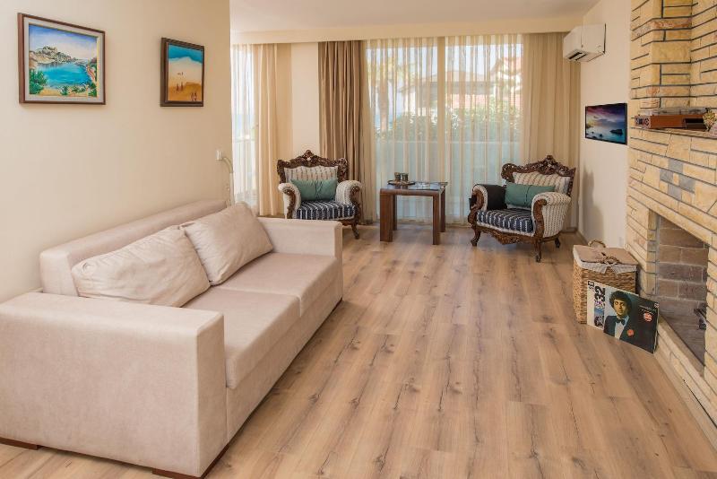 Destina Boutique Hotel image