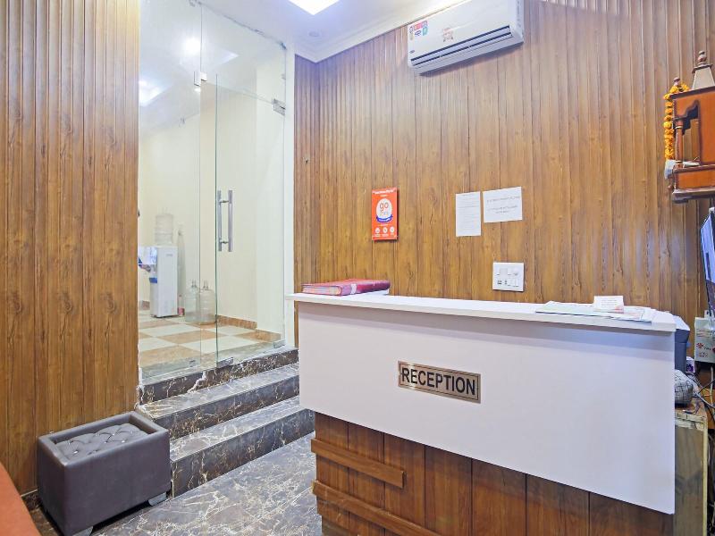 Hotel Deluxe Stay Inn image