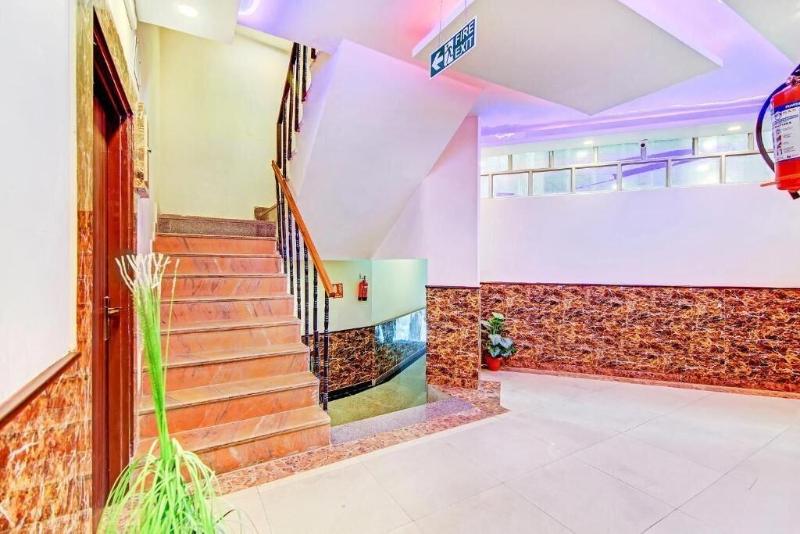 Hotel Deluxe Stay Inn image
