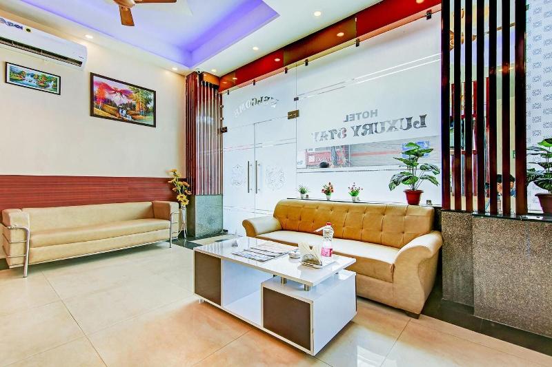 Hotel Deluxe Stay Inn image