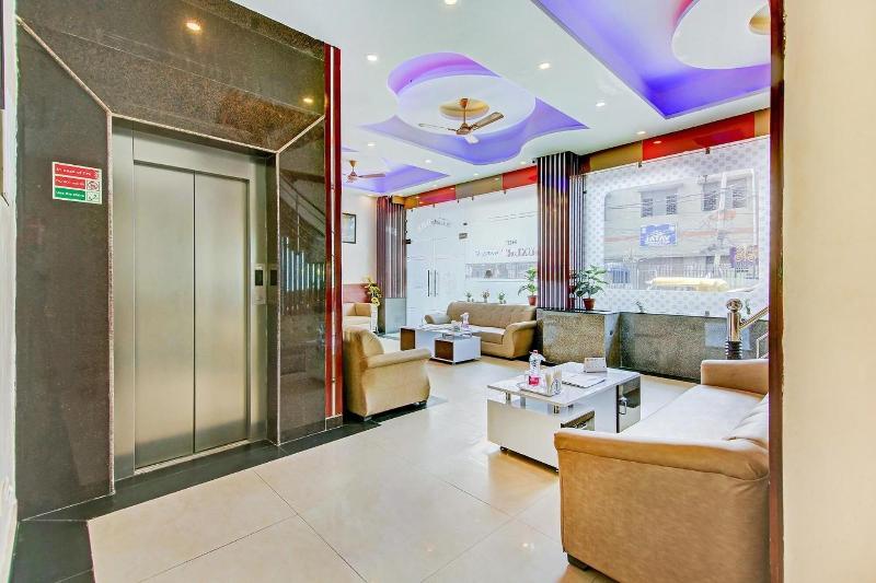 Hotel Deluxe Stay Inn image