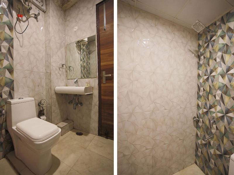 Hotel Deluxe Stay Inn image
