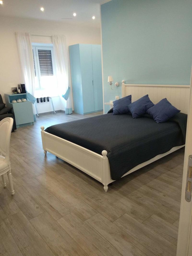 Suite Napoletana image