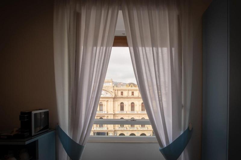 Suite Napoletana image