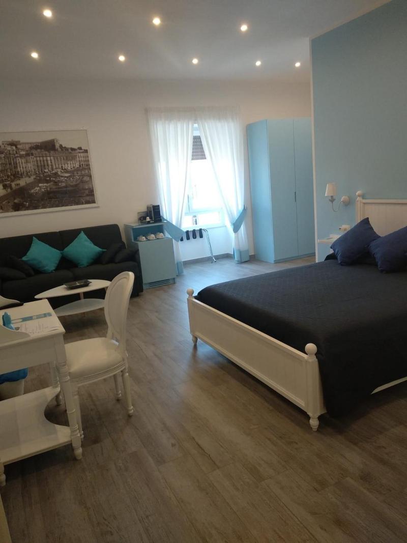 Suite Napoletana image