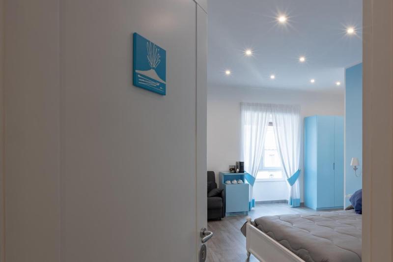 Suite Napoletana image