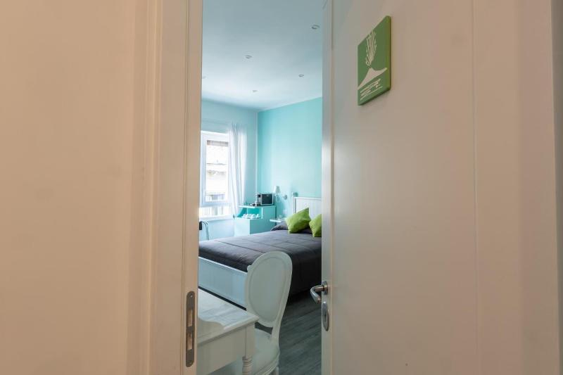 Suite Napoletana image