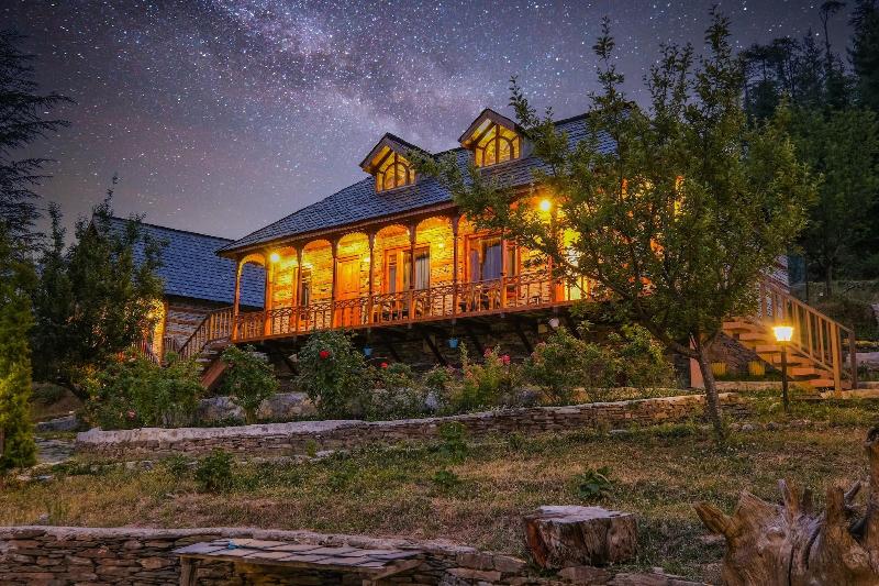 Wood Vista Cottages image