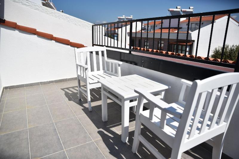 Zeytin Arasi Apart Otel image
