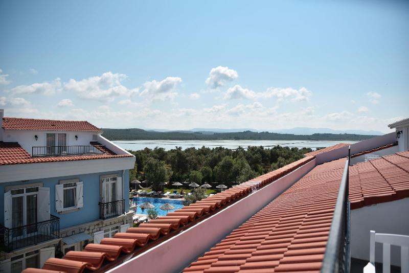 Zeytin Arasi Apart Otel image
