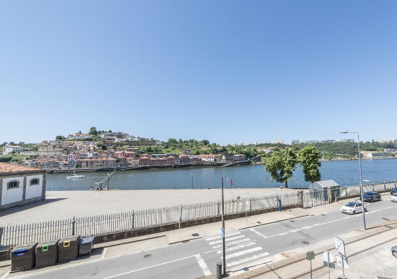 BO Miragaia - Riverside Suítes image