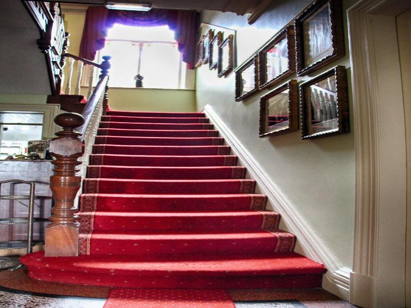 Innisfree House image