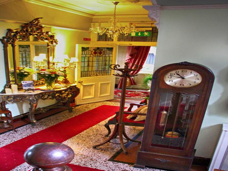 Innisfree House image