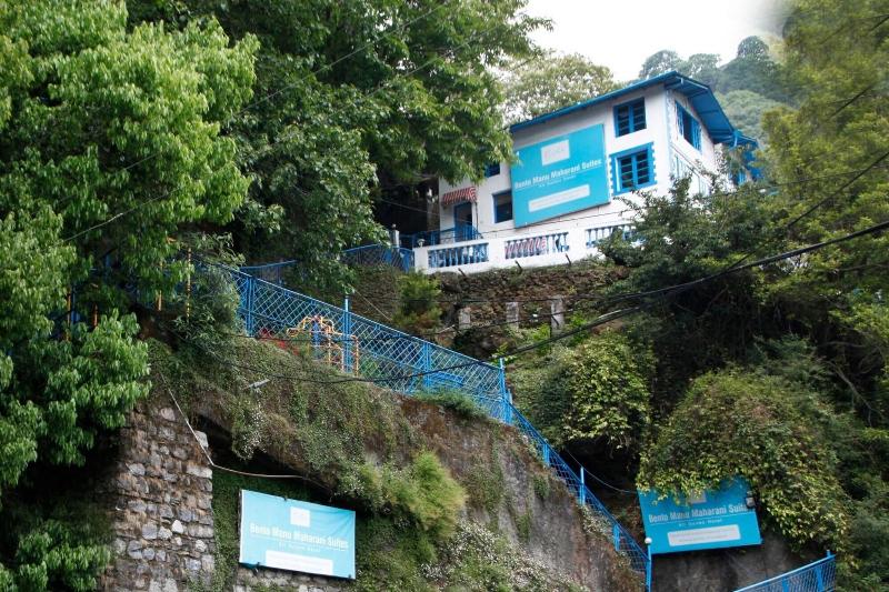 Manu Maharani Lodge