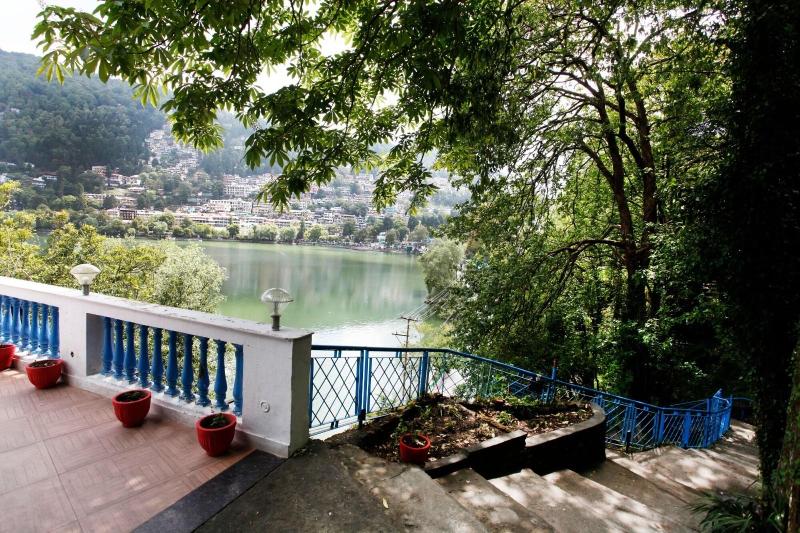 Manu Maharani Lodge