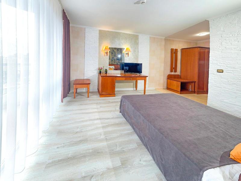 Hotel Yo image