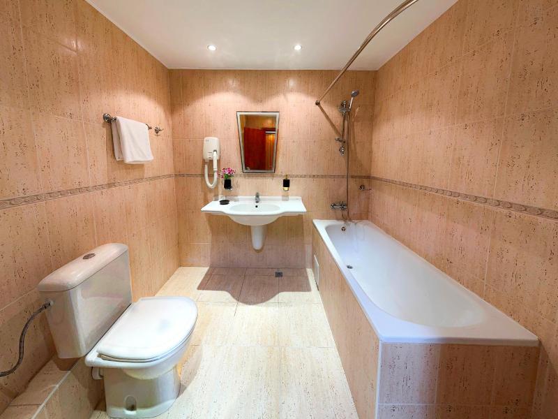 Hotel Yo image