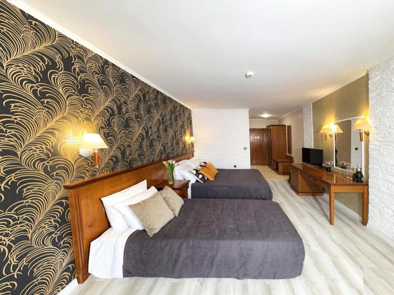 Hotel Yo image