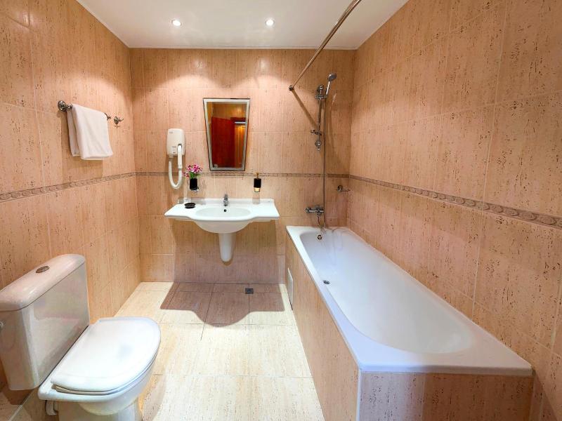 Hotel Yo image