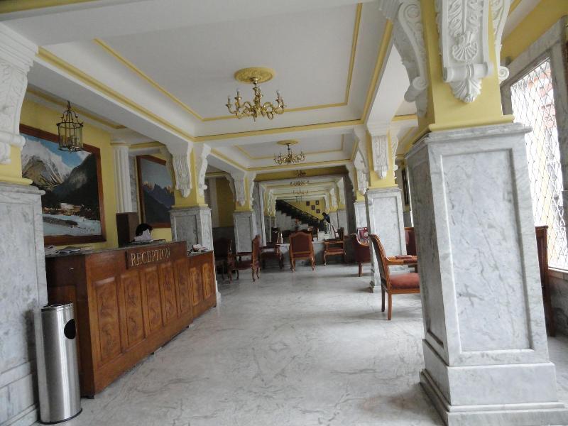 The New Castle Hotel