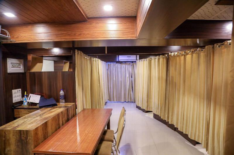 Hotel Alibaba Mumbai image