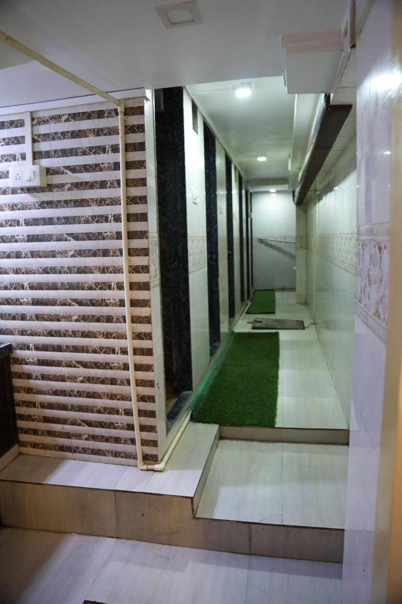 Hotel Alibaba Mumbai image