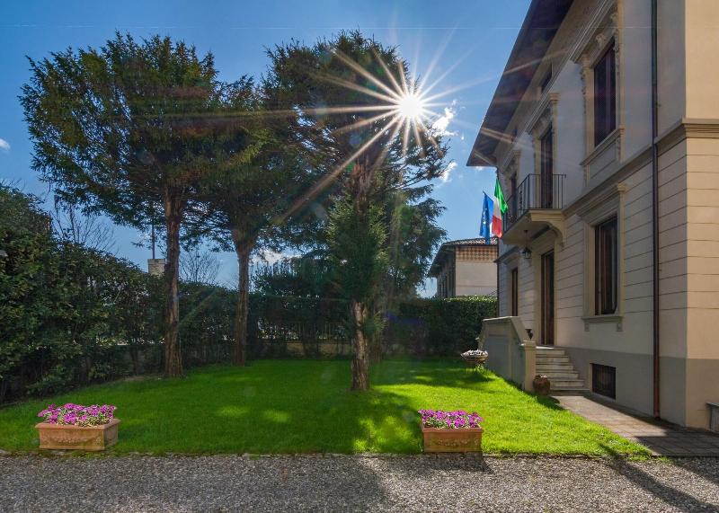 Villa Ricci Suites image