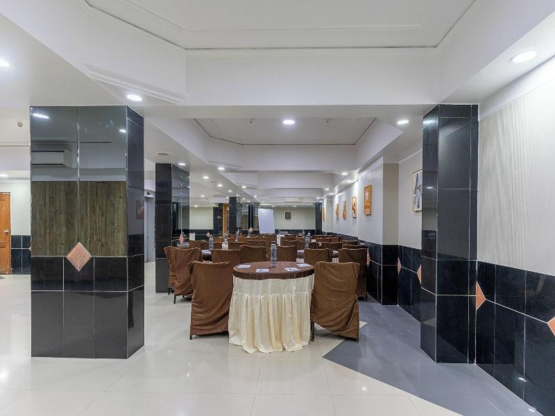 Hotel Summit image