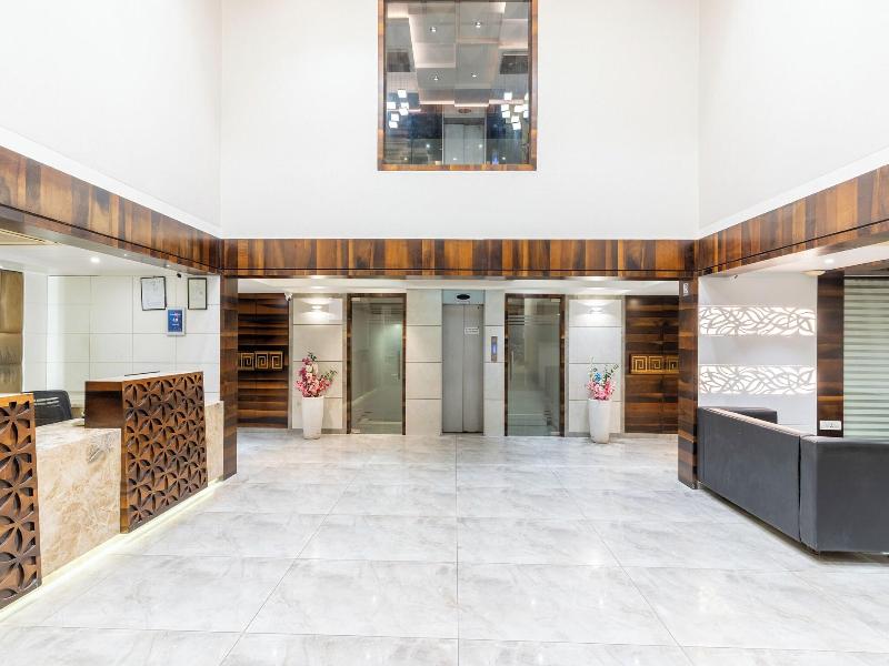 Hotel Summit image