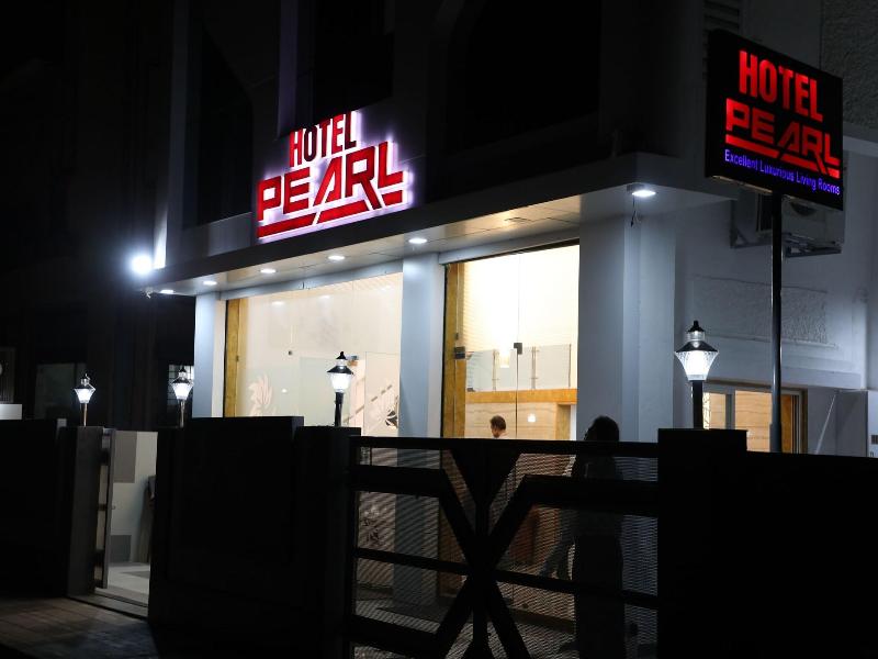 Hotel Pearl image