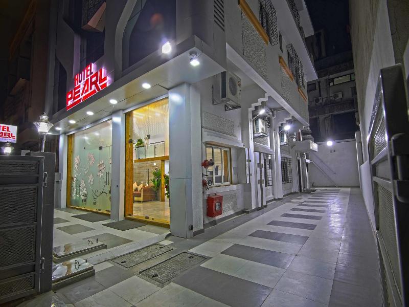 Hotel Pearl image