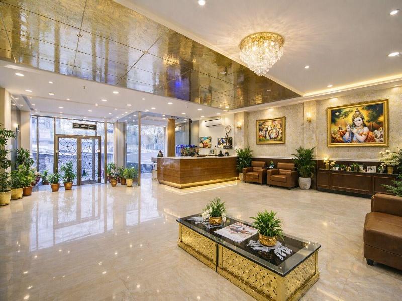 Hotel Capitol image