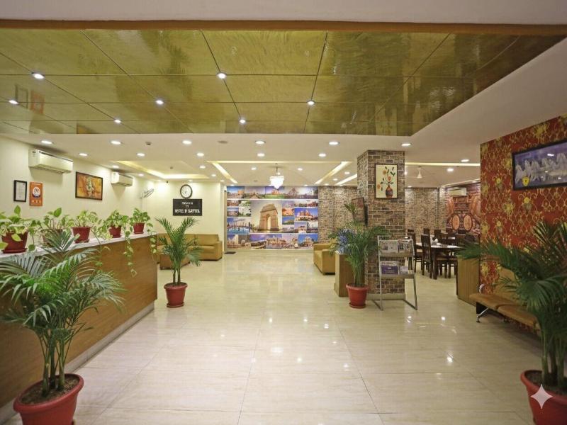 Hotel Capitol image
