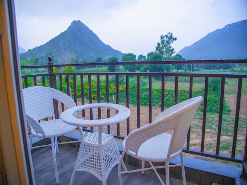 The Green Genius Resort Pushkar image