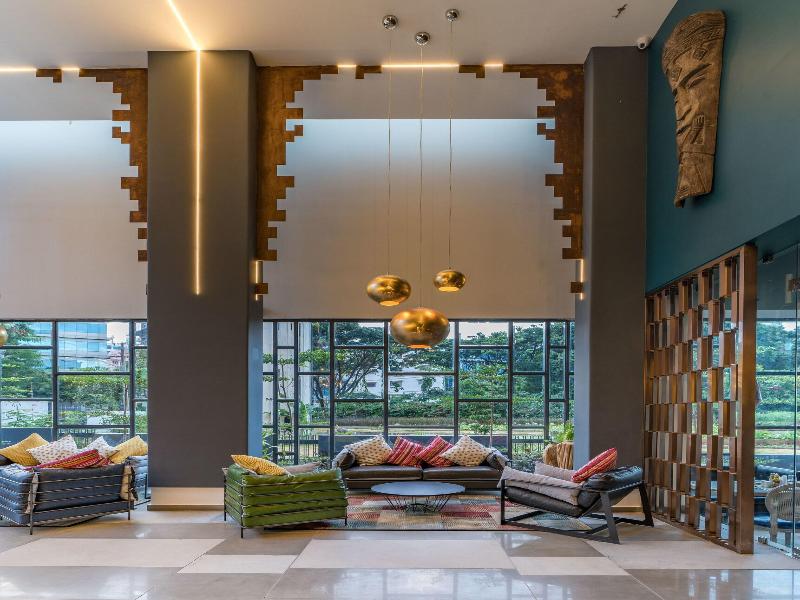 Hotel B Plus L